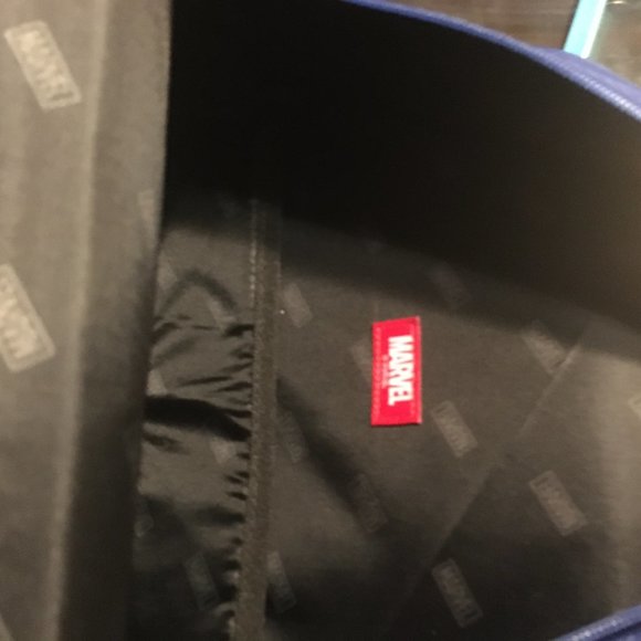 🇺🇸🍎Captain America Backpack  - 188 $25 FIRM - Picture 2 of 5